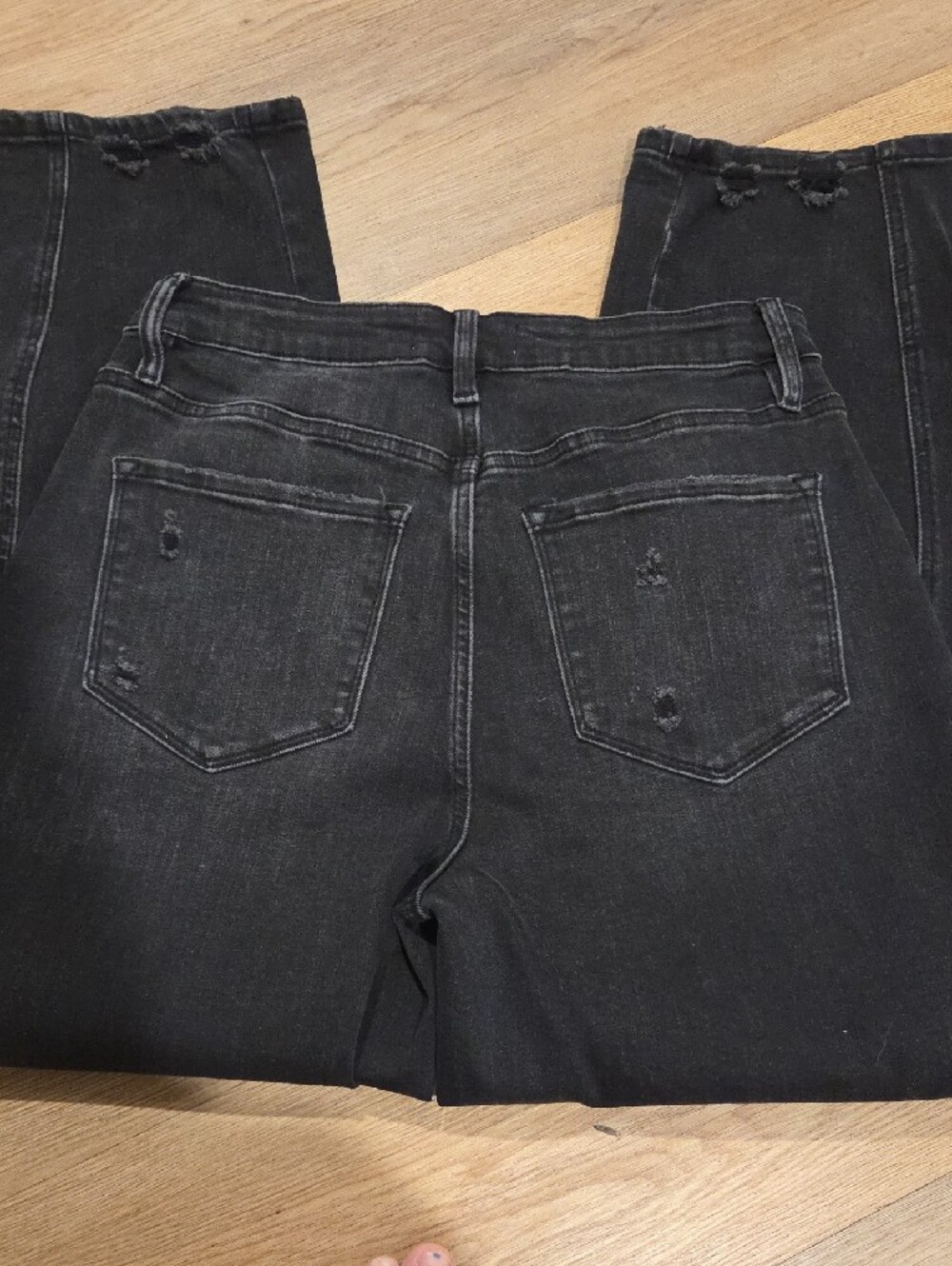 High-Rise Black Wide-Leg Flare Jeans - Picture 6 of 6